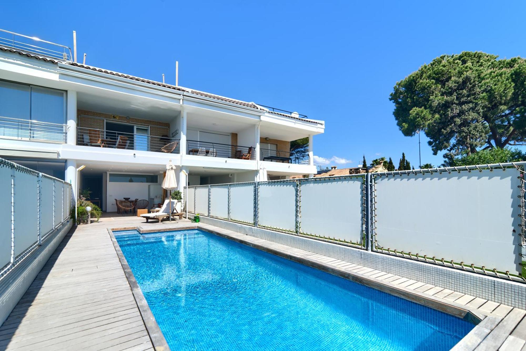 Adosado en primera línea con piscina privada Sagunto Exterior foto