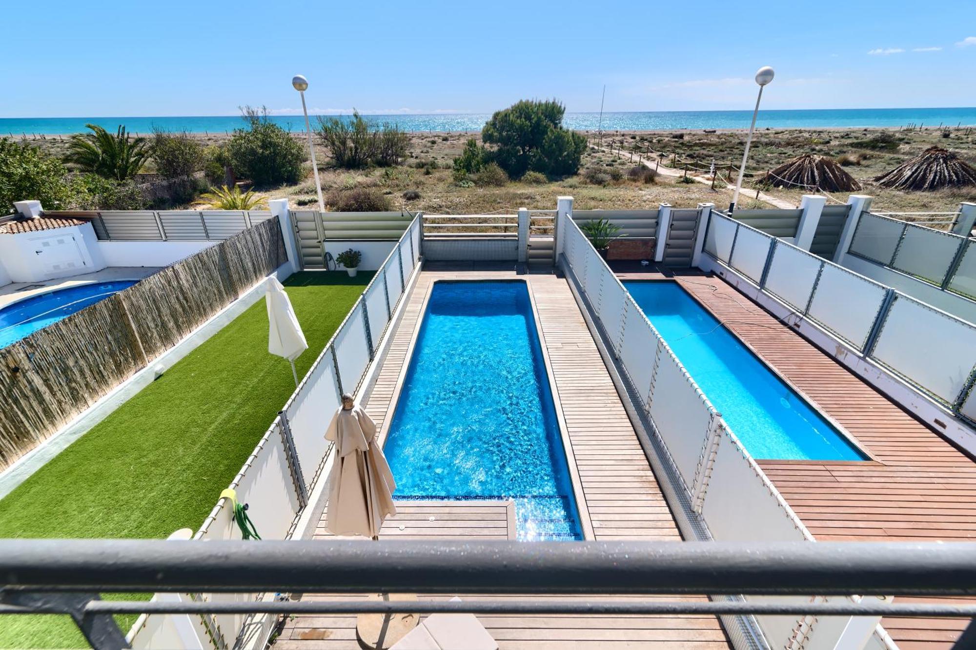 Adosado en primera línea con piscina privada Sagunto Exterior foto